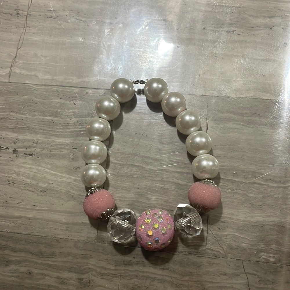 Bubble gum bracelet